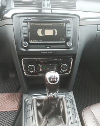 Skoda Superb cena 52000 przebieg: 166623, rok produkcji 2013 z Myszków małe 172
